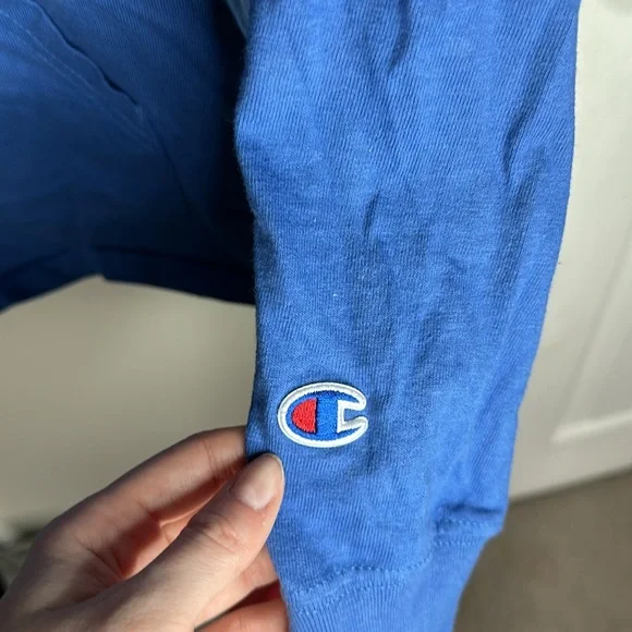 Champion Hoodie - Picture 3 of 5